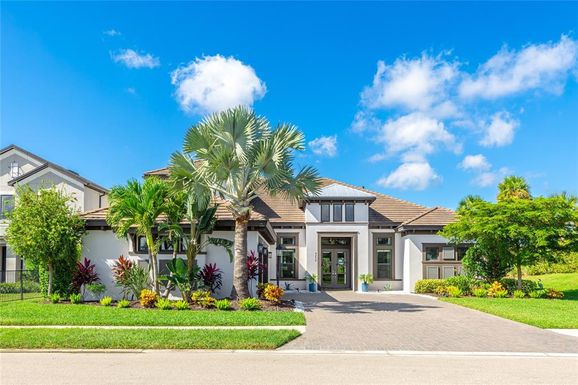 8232 SUMMER NIGHT ROAD