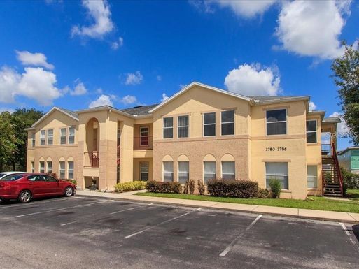 2784 CLUB CORTILE CIRCLE UNIT B