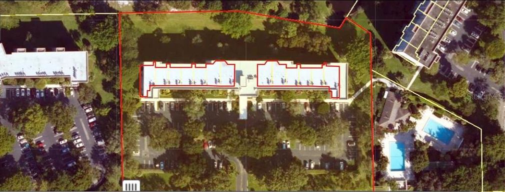 3503 OAKS WAY UNIT 212