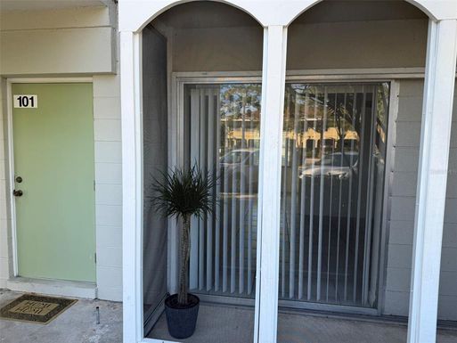 2304 RINGLING BOULEVARD UNIT 101