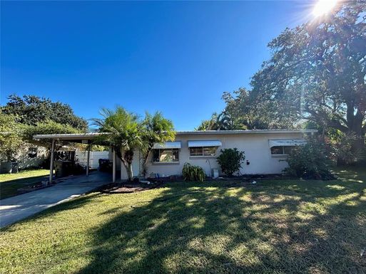 2515 N BEAUMONT AVENUE