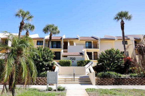 7510 SUNSHINE SKYWAY LANE S UNIT T13