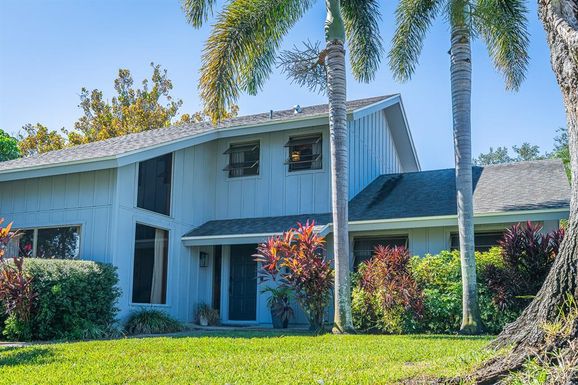 2558 KNOTTY PINE WAY