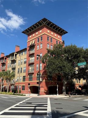 911 N ORANGE AVENUE UNIT 447