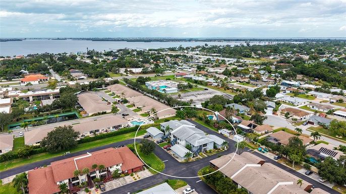 7210 27TH AVENUE DR W UNIT 7210