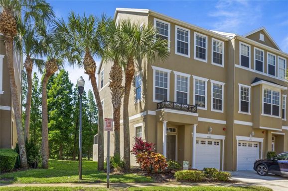 2960 BAYSHORE POINTE DRIVE