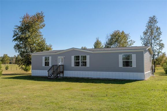 148 SW SEDGEFIELD LANE