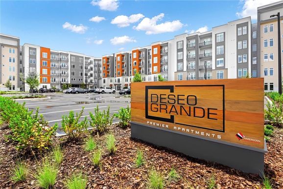 5256 INTERNATIONAL DRIVE UNIT B1