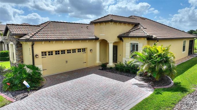 8924 DOVE VALLEY WAY