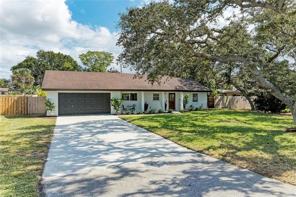 8245 LONGBAY BOULEVARD