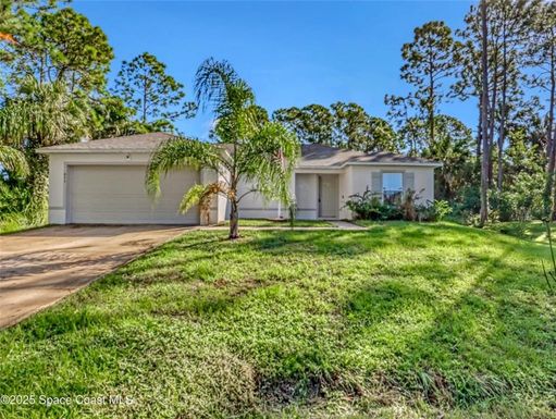 875 NATROMA AVENUE SW