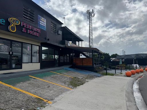 Ave. Las Américas Calle 3 AVE. LAS AMÉRICAS CALLE 3 BU3