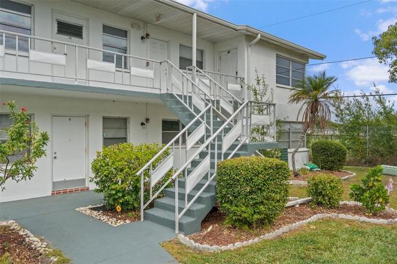 5875 18TH STREET N UNIT 19