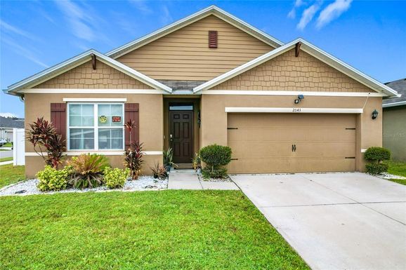 2043 BLUE HIGHLAND DR