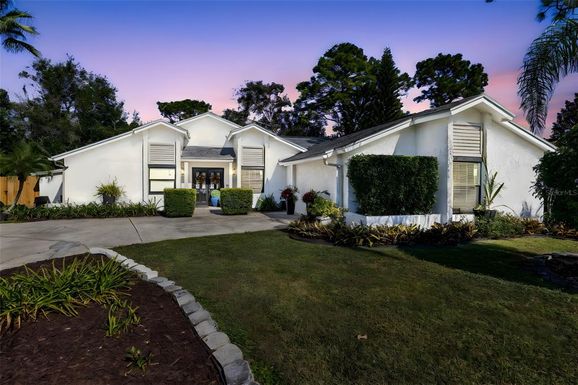 404 CHARLESWOOD AVENUE