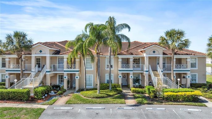 13852 TIMBERBROOKE DRIVE UNIT 203