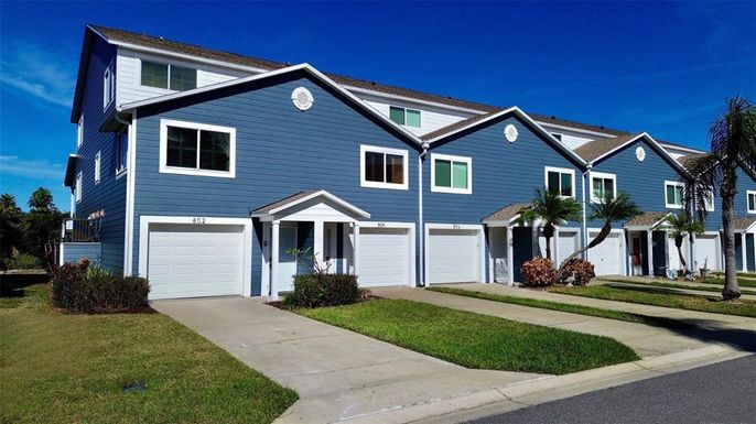 802 HIDDEN HARBOUR DRIVE