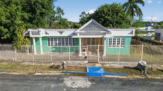 B 210/212 SANTA ISIDRA I UNIT B 210/212