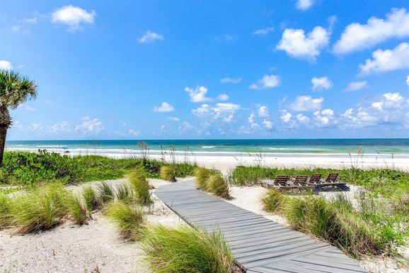 1600 GULF BOULEVARD UNIT 1018