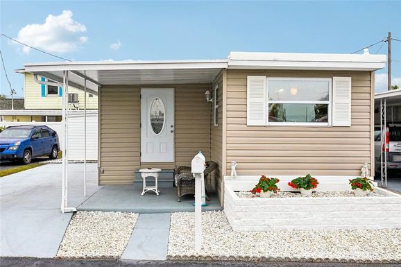 7490 46TH AVENUE N UNIT 225