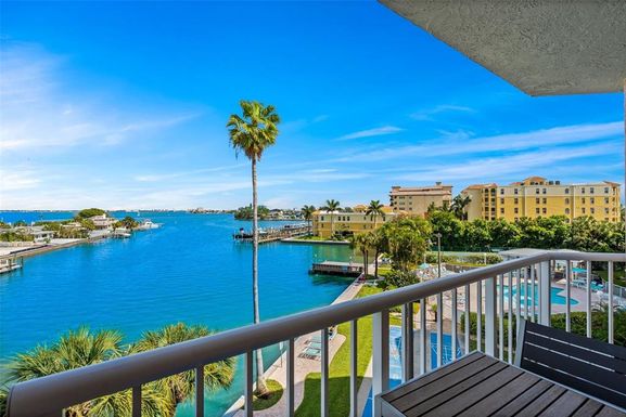 5445 GULF BOULEVARD UNIT 402