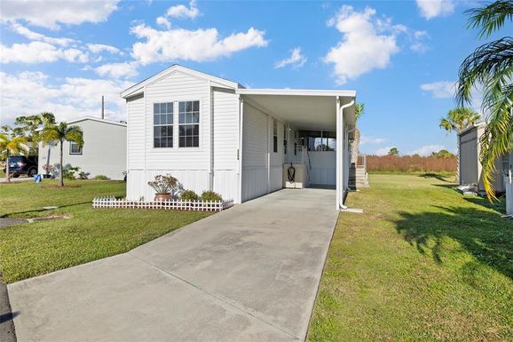 3204 BAYSIDE PARKWAY