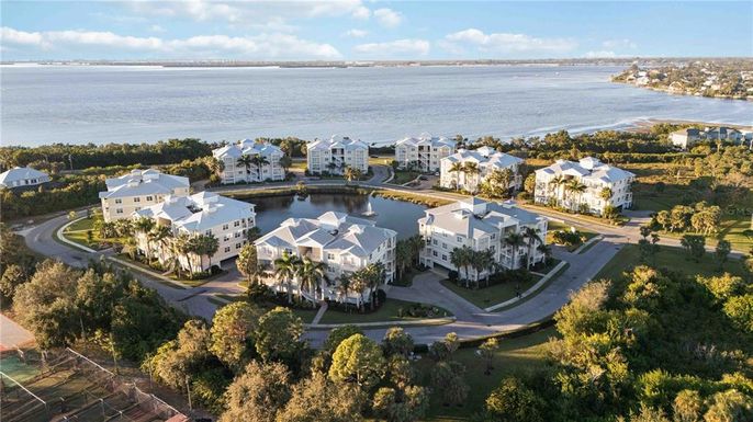 3418 79TH STREET CIRCLE W UNIT 101