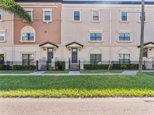 3421 W HORATIO STREET UNIT 109