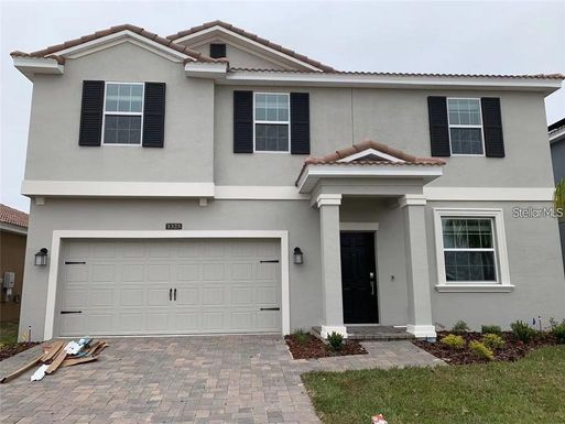 1323 OAK CREST STREET