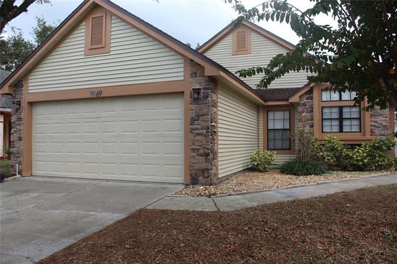 9869 ALOMA BEND LANE