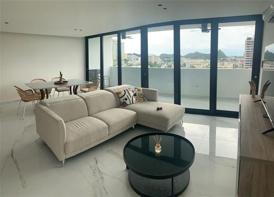 4 AV SAN PATRICIO UNIT 703