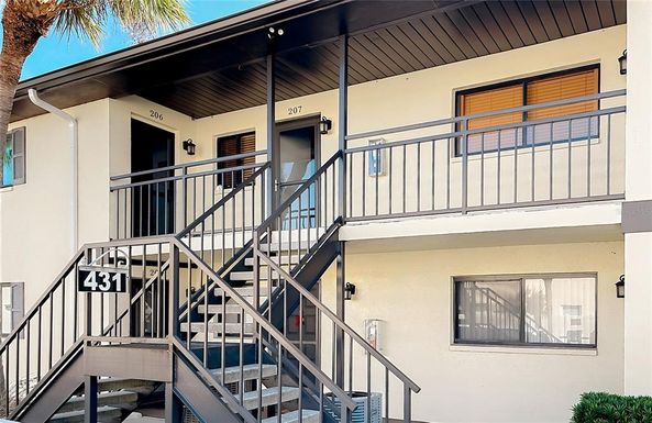 431 AIRPORT AVENUE E UNIT 207