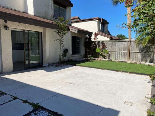 2095 SUNSET POINT ROAD UNIT 2504