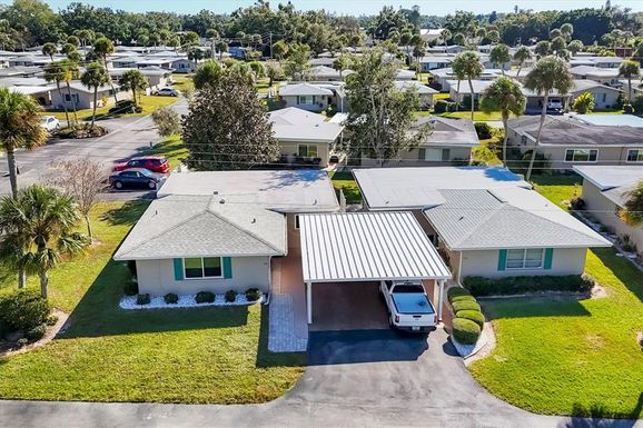 26 STRATHMORE BOULEVARD