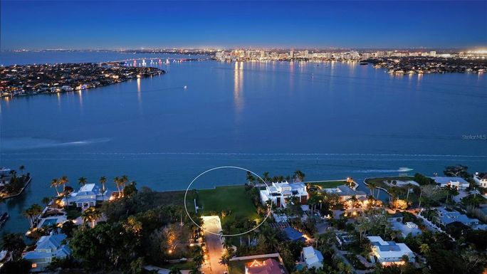 3401 FLAMINGO AVENUE