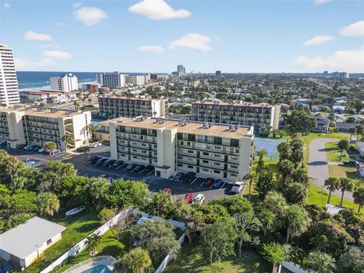 1437 N ATLANTIC AVENUE UNIT 105