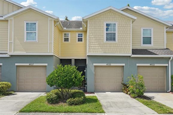 4935 WHITE SANDERLING COURT