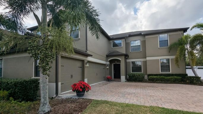4306 BISCAYNE COVE COURT
