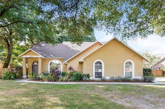 2219 GLEN MIST DRIVE