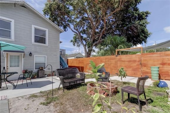 810 1/2 TURNER STREET UNIT B