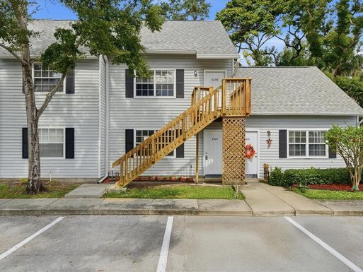 5689 67TH AVENUE N UNIT 5689