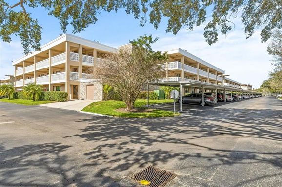 5080 LOCUST STREET NE UNIT 329