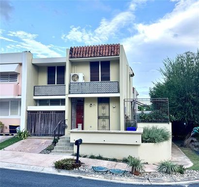 D Street VILLA VERDE