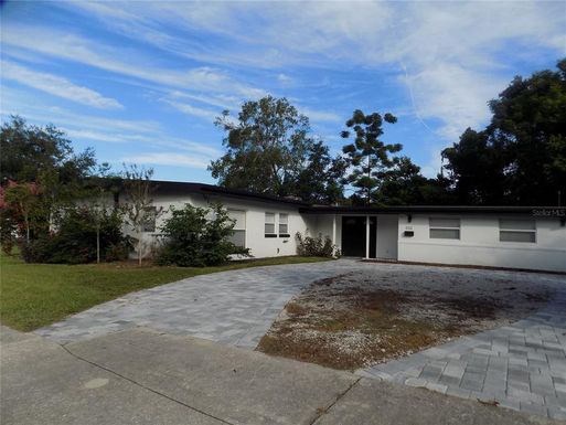 1511 E HORATIO AVENUE