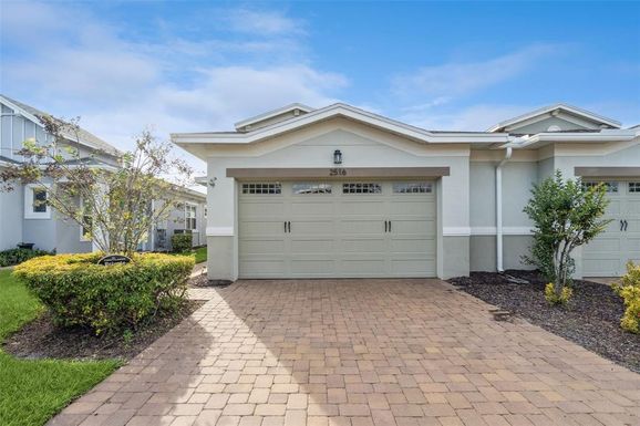 2516 YELLOW BRICK ROAD