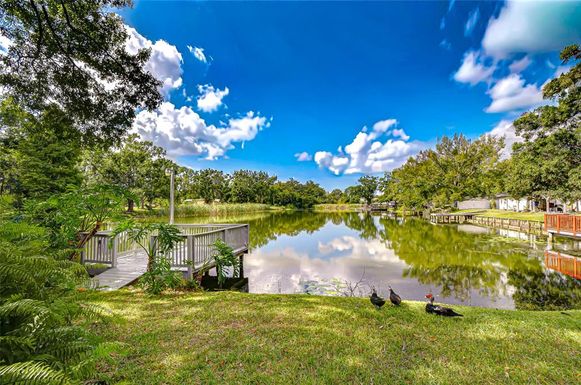 8120 N ALBANY AVENUE