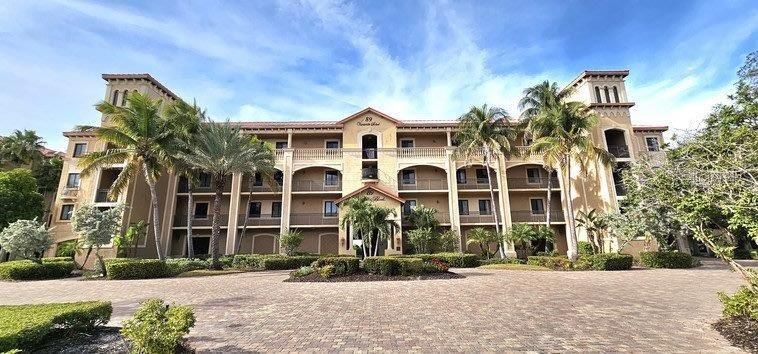 89 VIVANTE BOULEVARD UNIT 8942