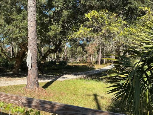 2130 E KICKLIGHTER ROAD