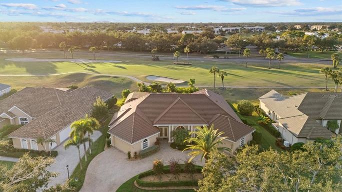 457 SHERBROOKE COURT