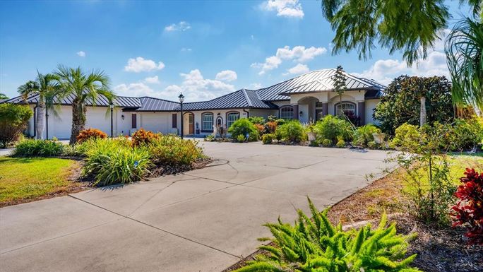 646 BOUNDARY BOULEVARD